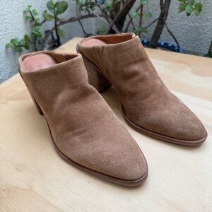 Lucky Brand Tan Suede Mules size 7